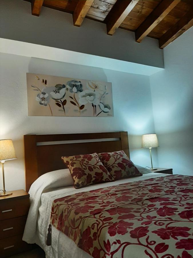 Alojamento Ferreira - Apartamento C Apartment ซังติอาโก โด กาเซ็ง ภายนอก รูปภาพ