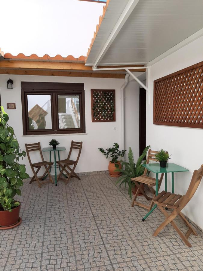 Alojamento Ferreira - Apartamento C Apartment ซังติอาโก โด กาเซ็ง ภายนอก รูปภาพ